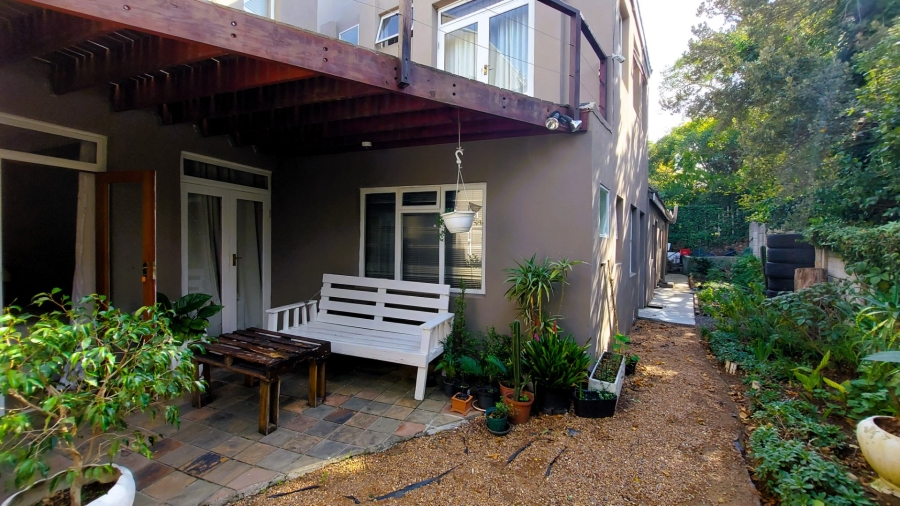 9 Bedroom Property for Sale in Montclair Western Cape